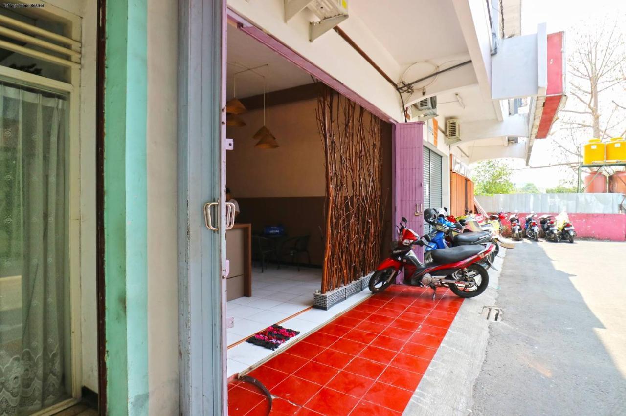 Pondok Backpacker City Square Malang Dış mekan fotoğraf